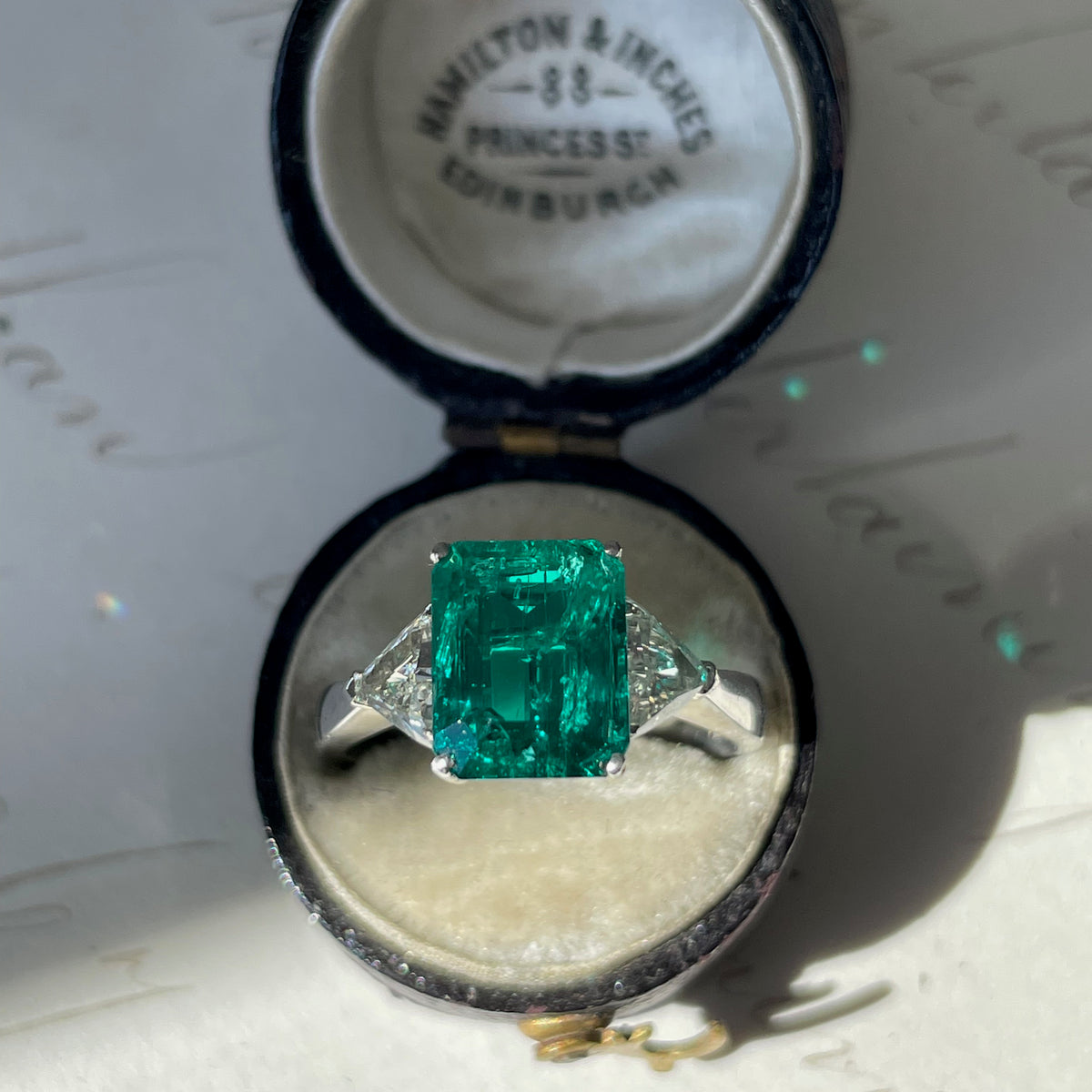 Jacob \u0026 Co 2.11 Ct Colombian Emerald and Diamond Ring - Insignificant –  Park Avenue Antiques, image size:1200x1200